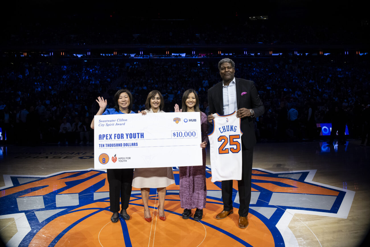 knicks award, apex for youth, volunteer work nyc, mentor program, Jiyoon Chung, Apex athletics